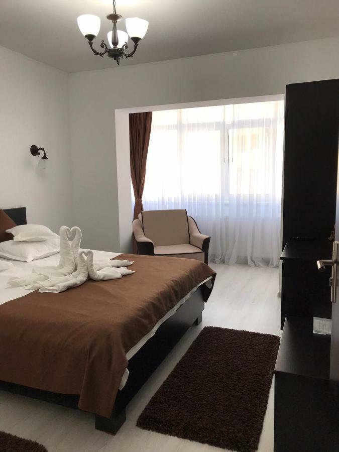 Apartament Mont Blanc Sinaia Exteriör bild