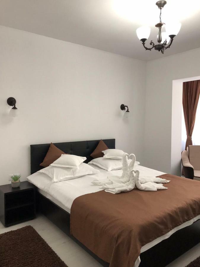 Apartament Mont Blanc Sinaia Exteriör bild