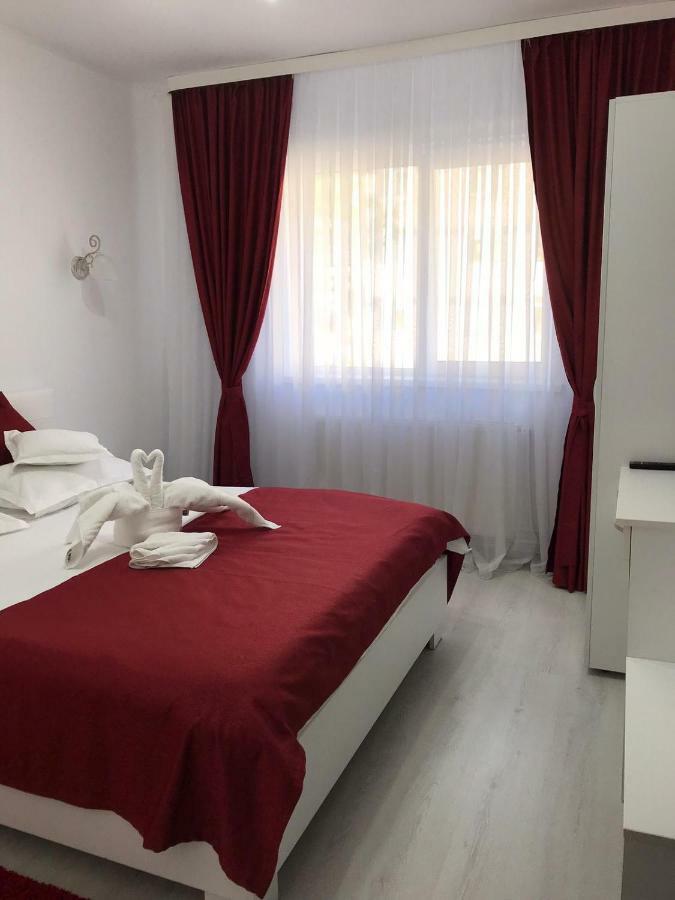 Apartament Mont Blanc Sinaia Exteriör bild