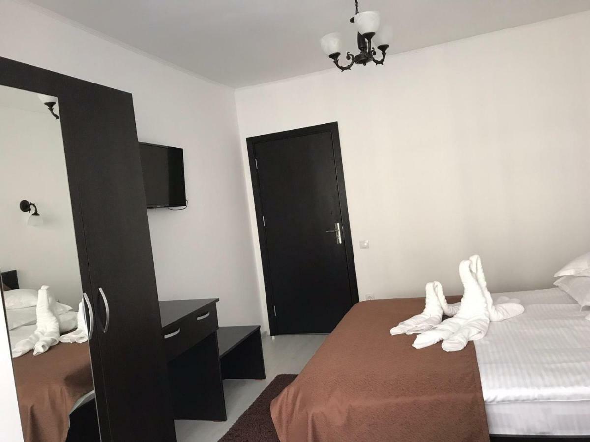 Apartament Mont Blanc Sinaia Exteriör bild